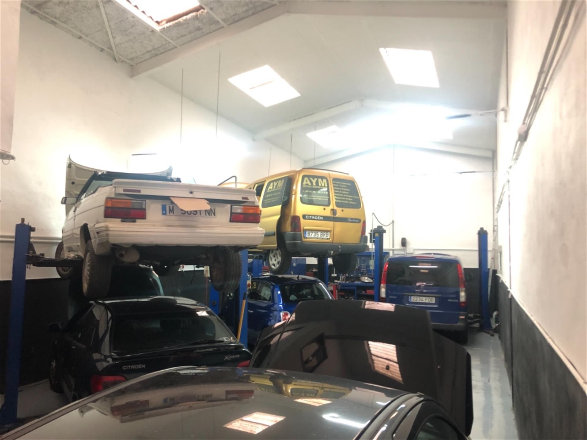 Parking of Industrial buildings to rent in Oviedo   with Furnished