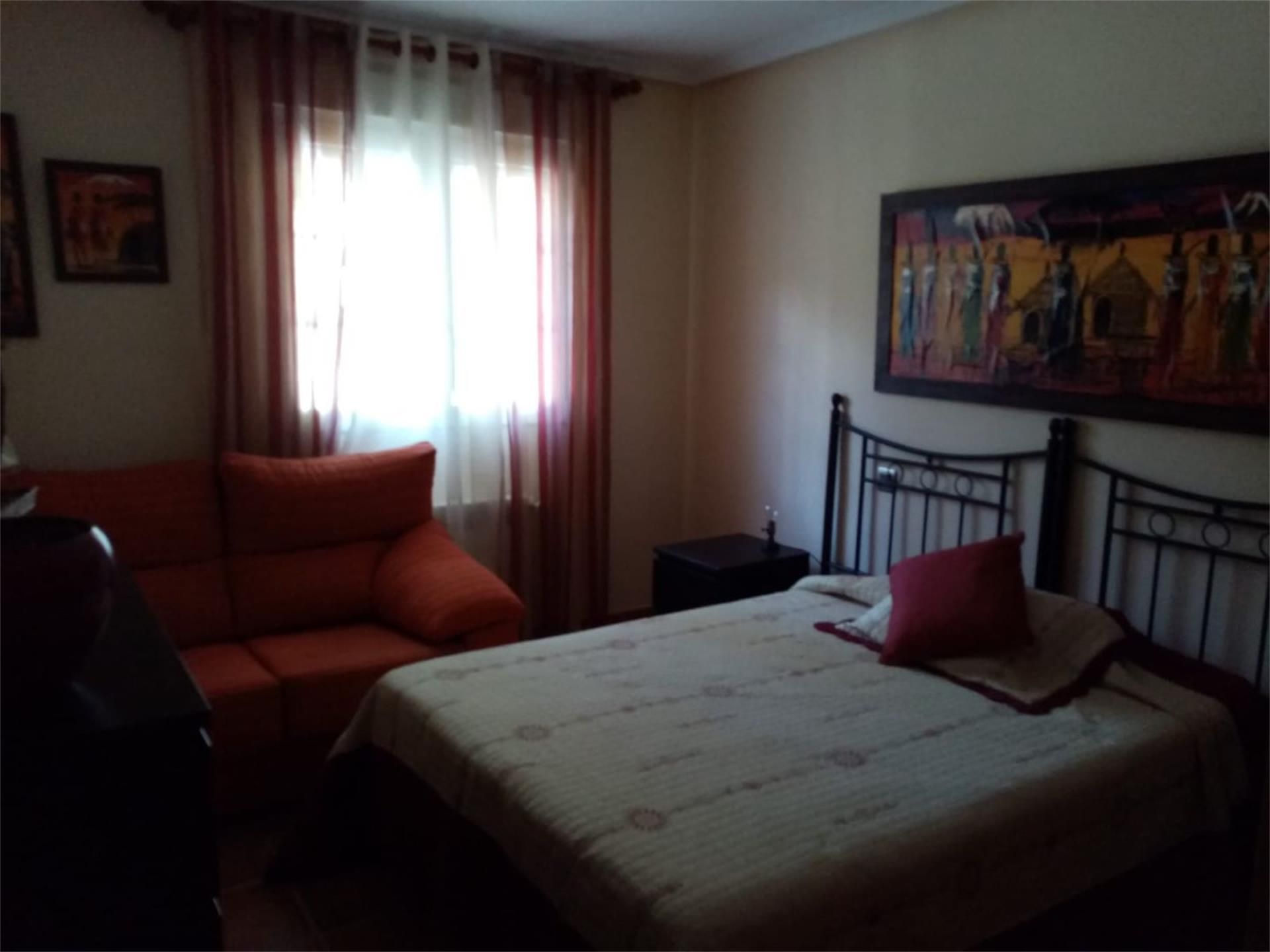 Dormitori de Casa o xalet per a compartir en Soto del Real amb Calefacció, Parquet i Moblat