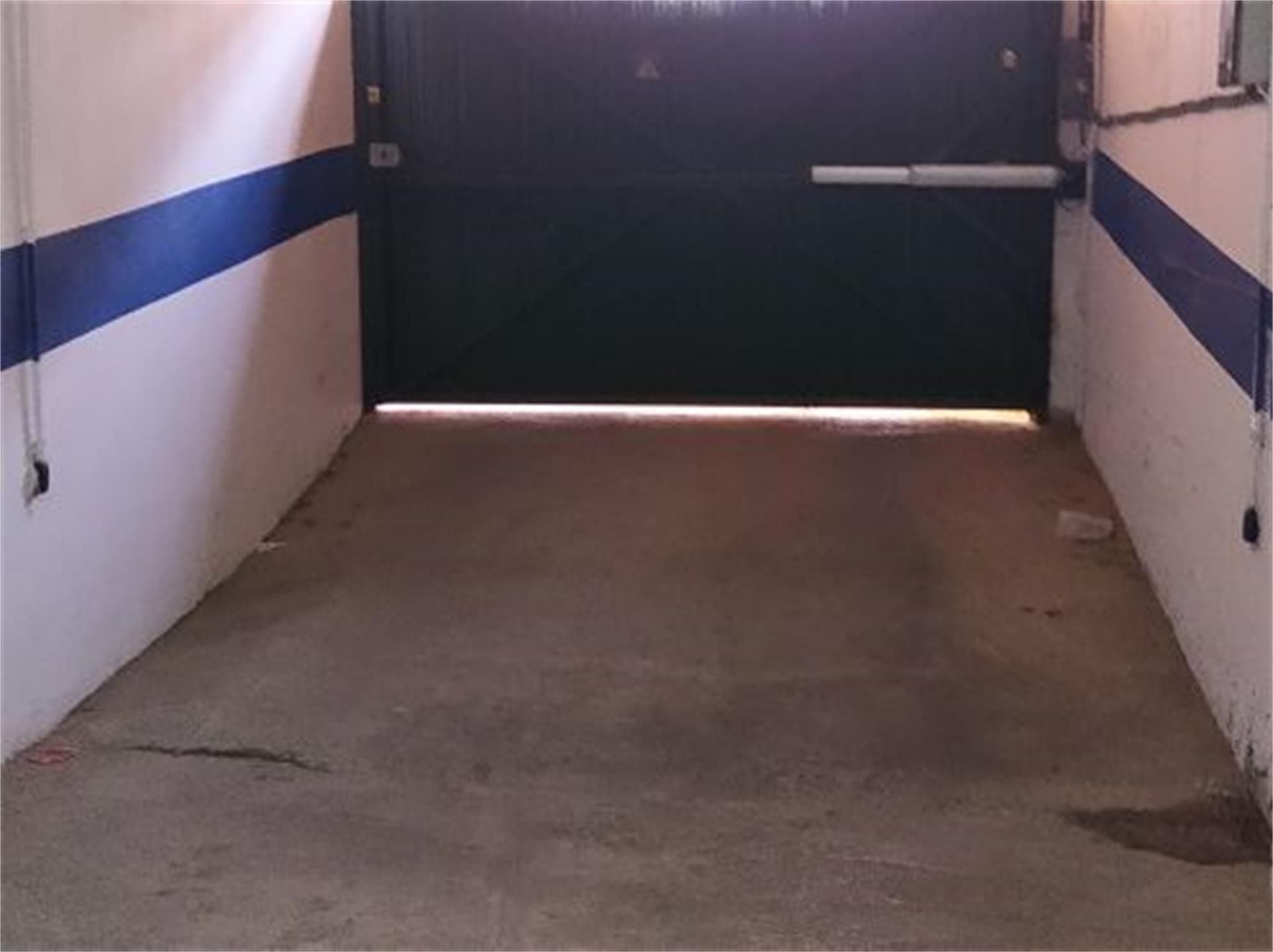Parking of Garage to rent in Nerja