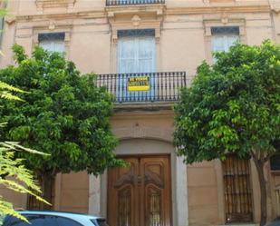Vista exterior de Casa adosada en venda en Foios amb Aire condicionat, Terrassa i Balcó