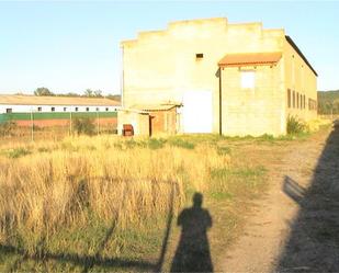 Industrial buildings for sale in Villaquilambre