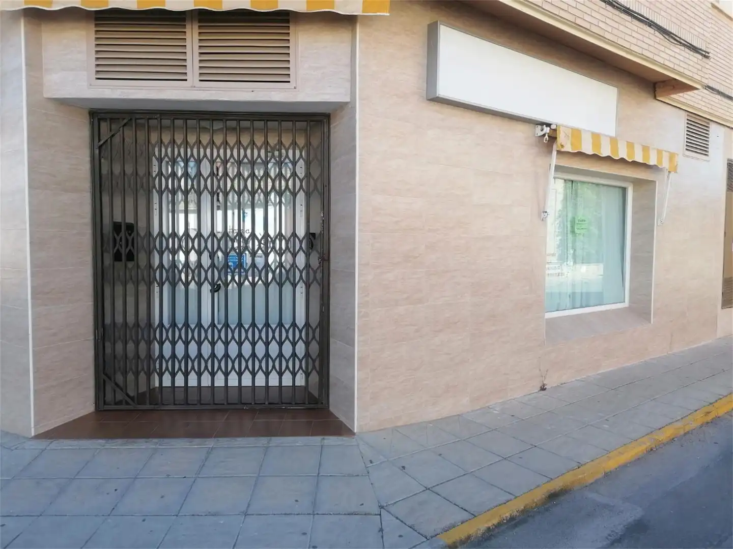 Geschaftsraum zur Miete in Calle Reina María Cristina, 6, Carrión de Calatrava Geschaftsraum zur Miete in Carrión de Calatrava mit Klimaanlage und Heizung