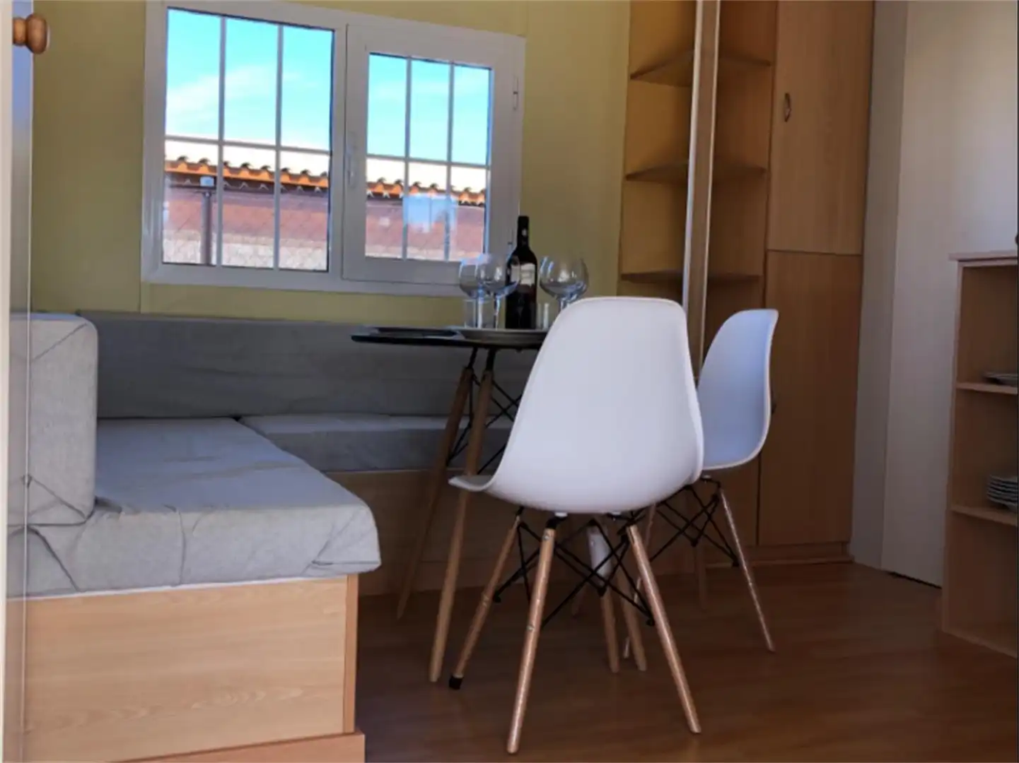 Menjador de Casa o xalet de lloguer en Conil de la Frontera amb Aire condicionat, Jardí privat i Terrassa