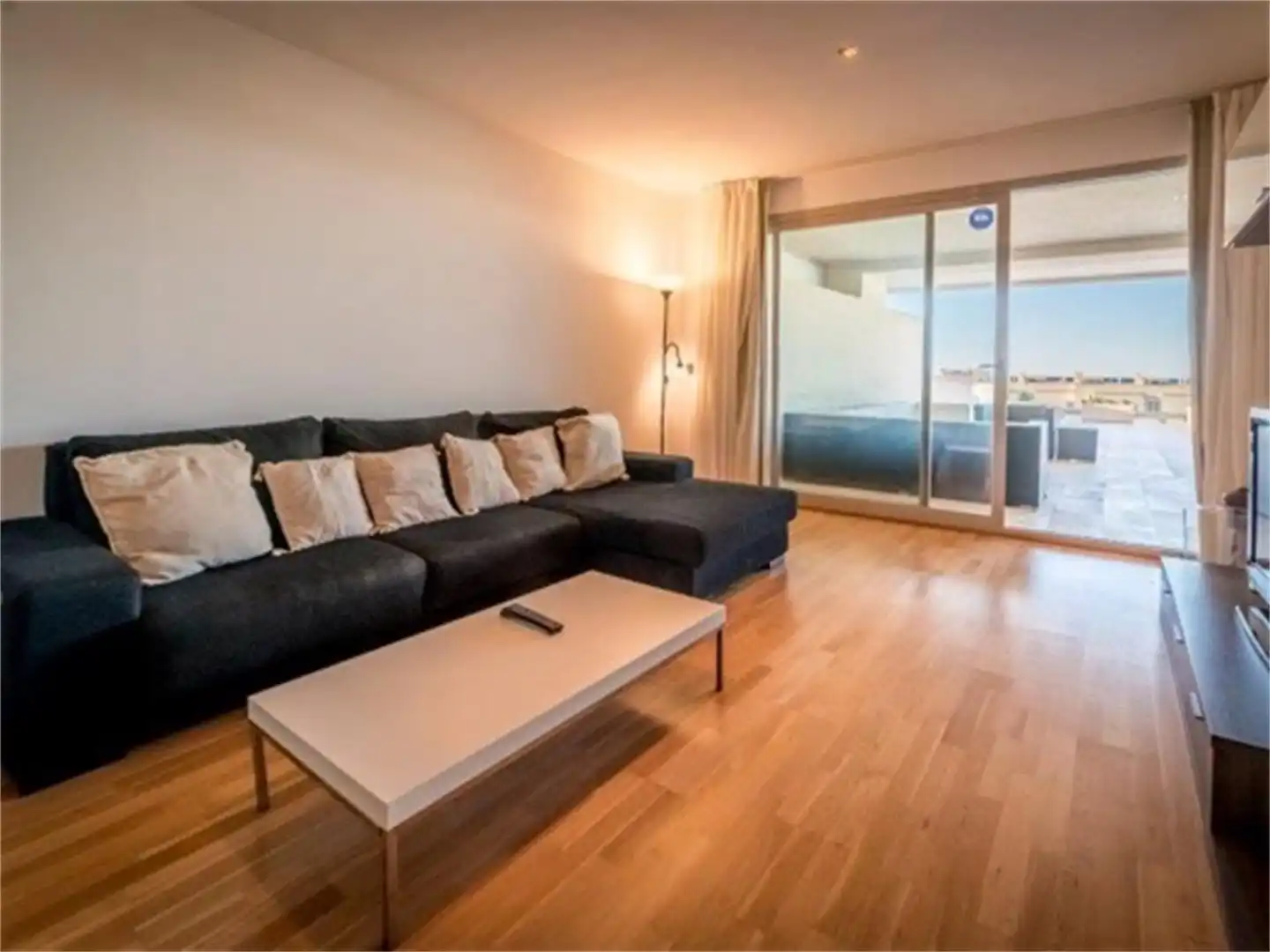 Living room of Flat for rent in Sant Josep de sa Talaia  with Air Conditioner, Heating and Parquet flooring