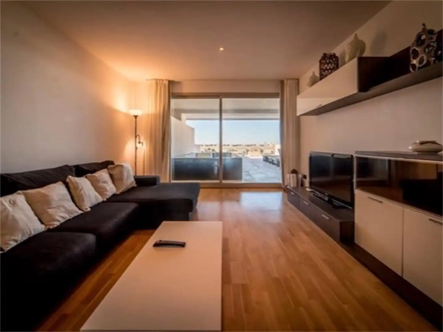 Living room of Flat for rent in Sant Josep de sa Talaia  with Air Conditioner, Heating and Parquet flooring