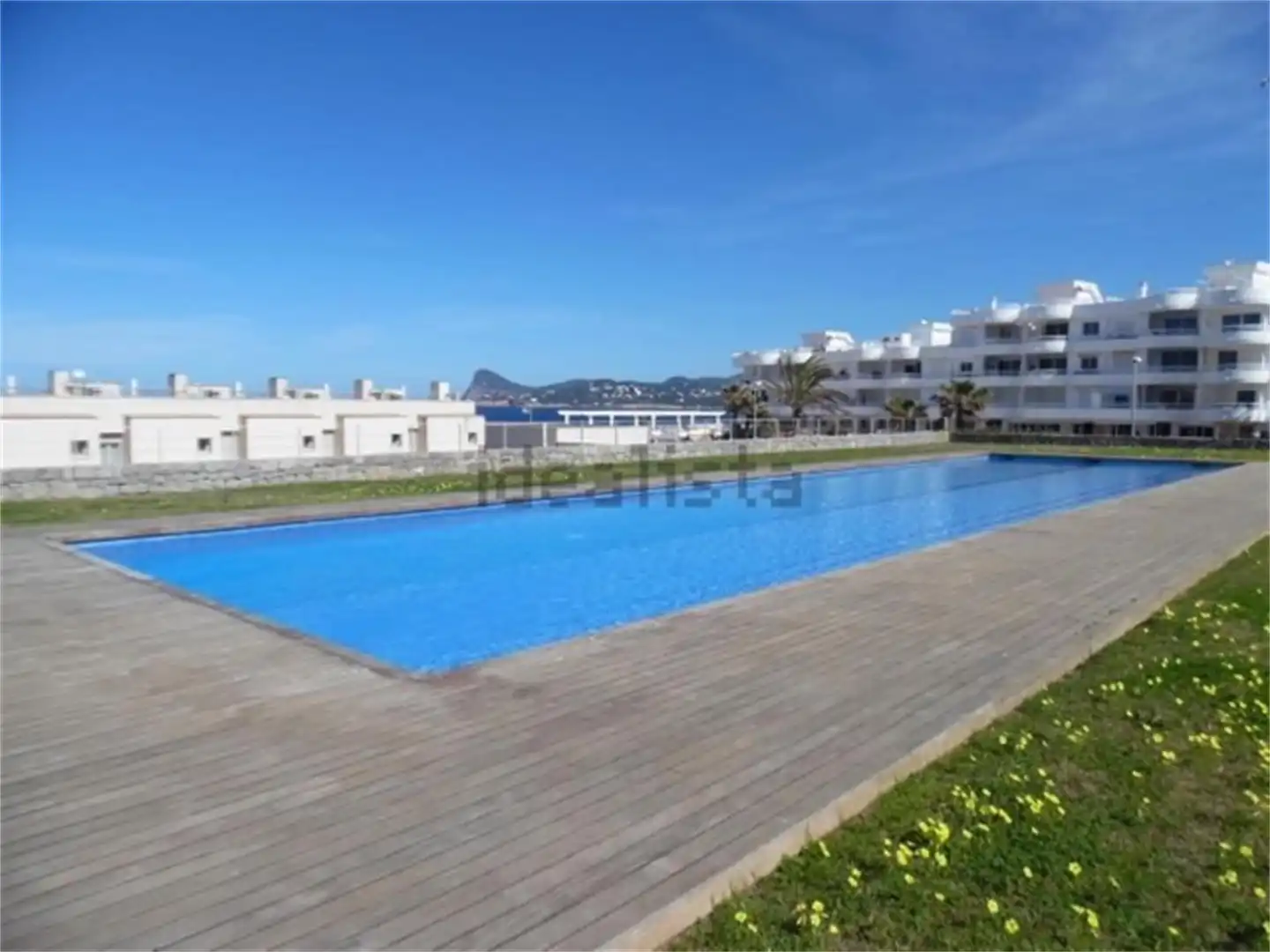 Swimming pool of Flat for rent in Sant Josep de sa Talaia  with Air Conditioner, Heating and Parquet flooring
