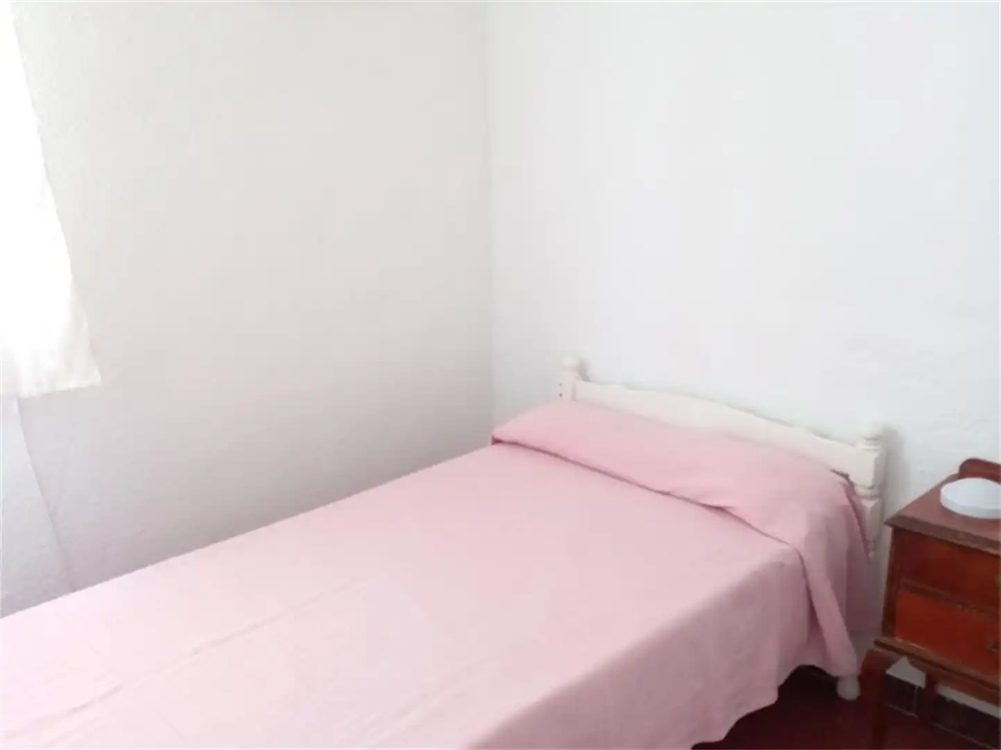 Wohnung zum Verkauf in Calle Paloseto, Higuera de la Sierra Schlafzimmer von Wohnung zum Verkauf in Higuera de la Sierra mit Möbliert und Balkon