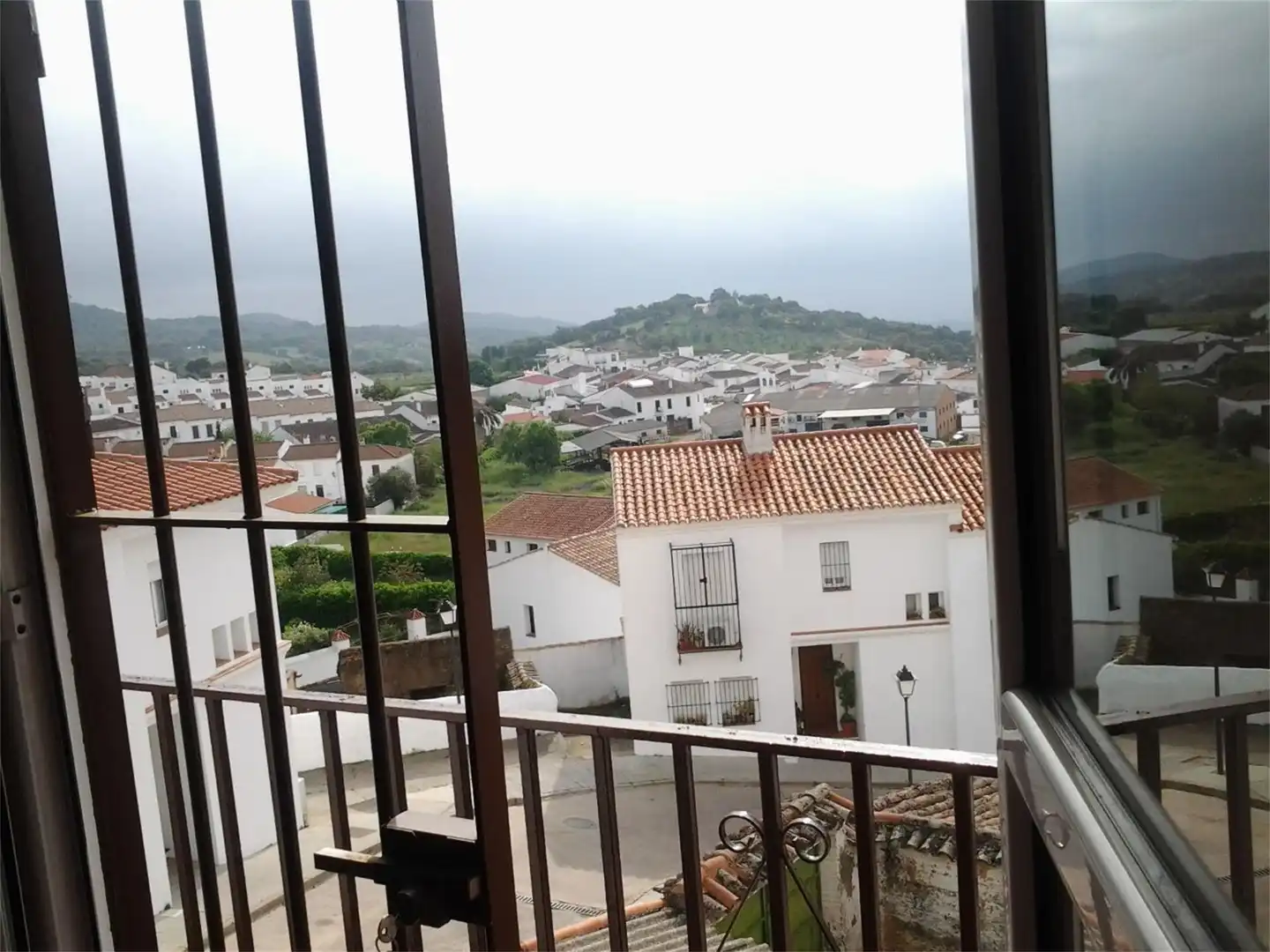 Wohnung zum Verkauf in Calle Paloseto, Higuera de la Sierra Außenansicht von Wohnung zum Verkauf in Higuera de la Sierra mit Möbliert und Balkon