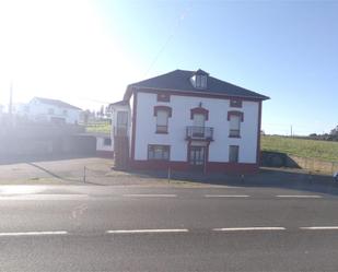 Vista exterior de Casa o xalet en venda en Navia