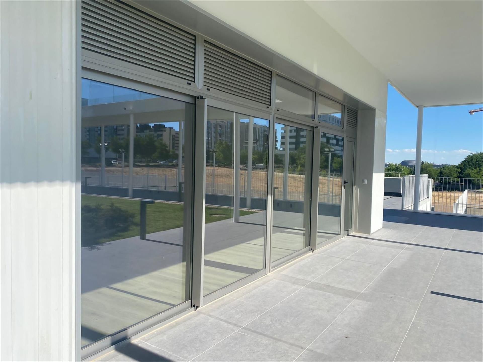 Exterior view of Office for sale in  Madrid Capital