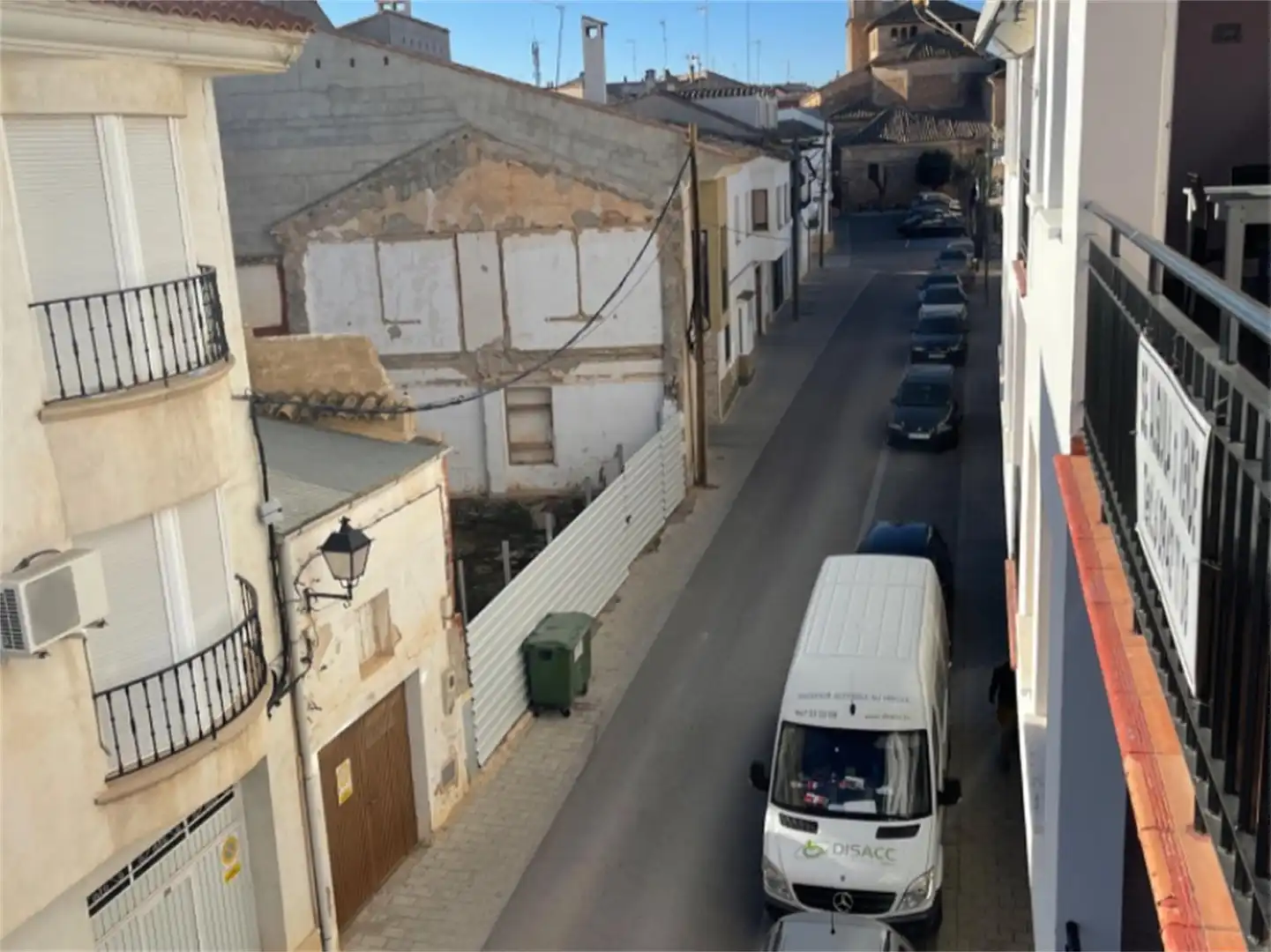 Außenansicht von Wohnung zum Verkauf in Tarazona de la Mancha mit Heizung, Terrasse und Möbliert