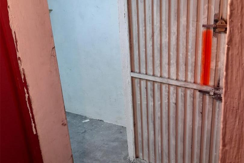 Photo 1 of Box room to rent in Calle Curro Cuchares, 1, La Cruz, Granada