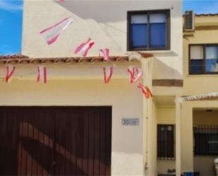 Vista exterior de Casa o xalet en venda en Ocaña amb Aire condicionat