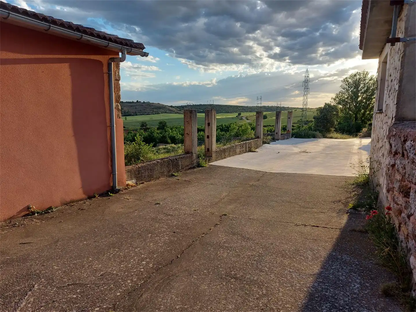 Bebaubares Gelände zum Verkauf in Mambrillas de Lara
