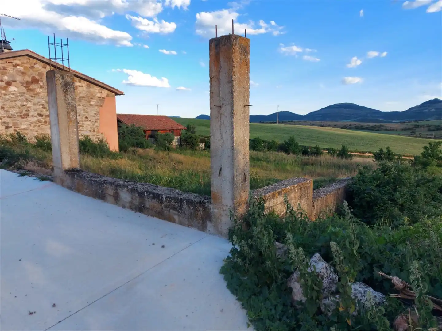 Bebaubares Gelände zum Verkauf in Mambrillas de Lara