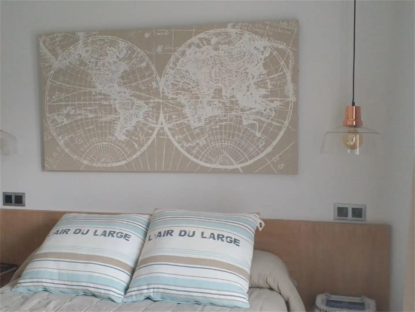 Wohnung zur Miete in Calle Silvestre Sánchez Sierra, Capuchinos - Glorieta - Ciudad Jardín Schlafzimmer von Wohnung zur Miete in Salamanca mit Heizung, Privatgarten und Parkett