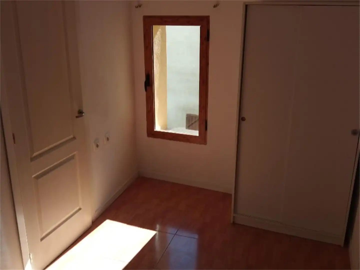 Bedroom of Detached homes for sale in Arroyomolinos de la Vera  with Furnished and Balcony