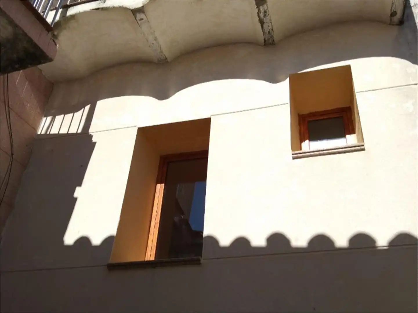 Exterior view of Detached homes for sale in Arroyomolinos de la Vera  with Furnished and Balcony