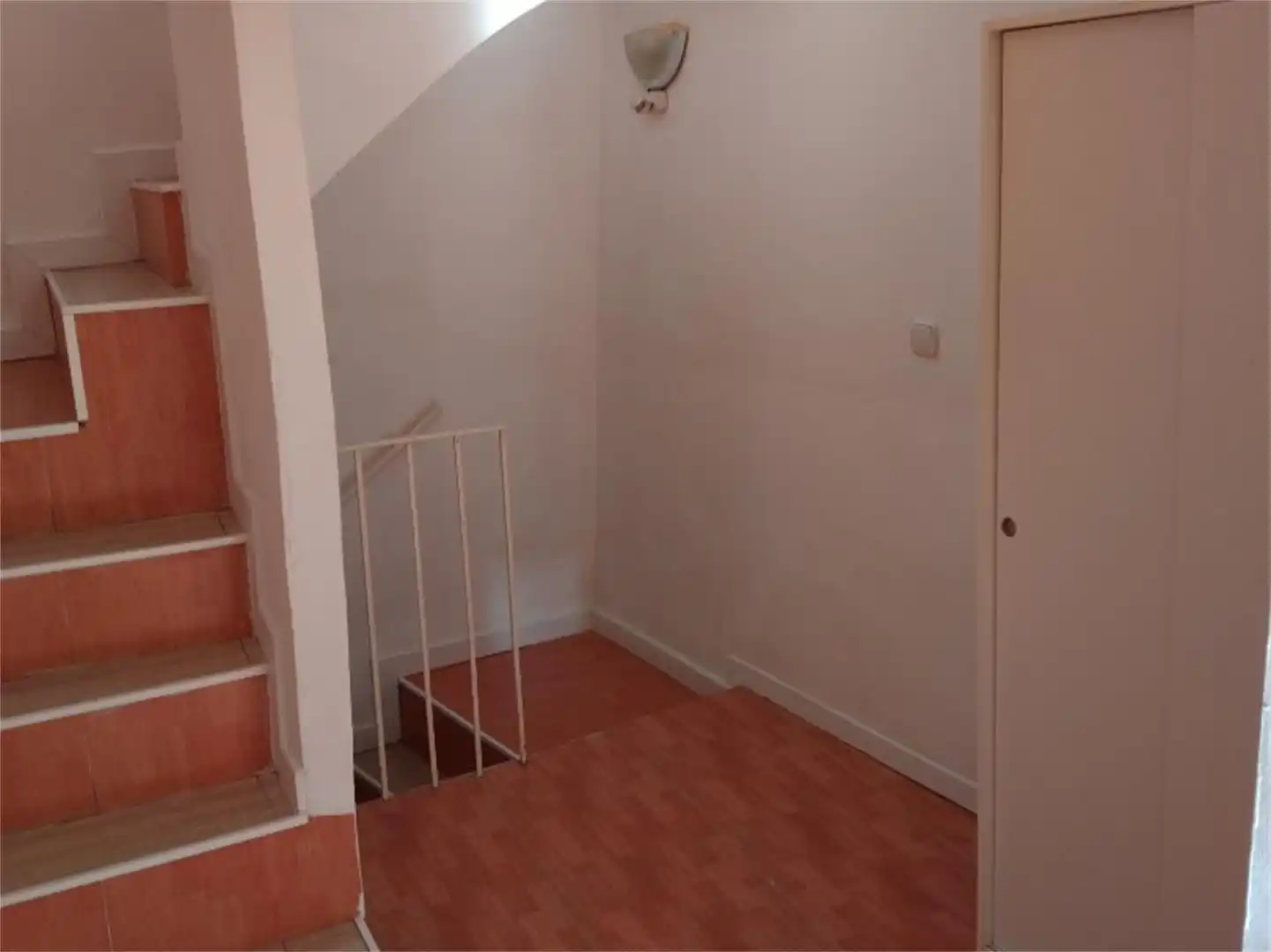 Detached homes for sale in Arroyomolinos de la Vera  with Furnished and Balcony