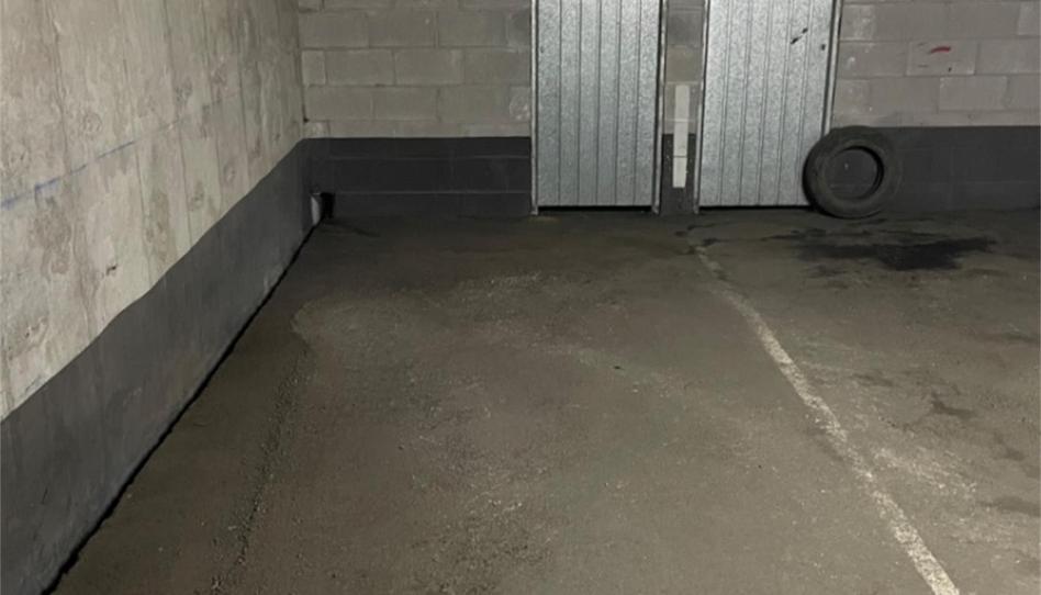 Foto 1 de Garatge en venda a Calle Falo Moro, La Pola Siero, Asturias