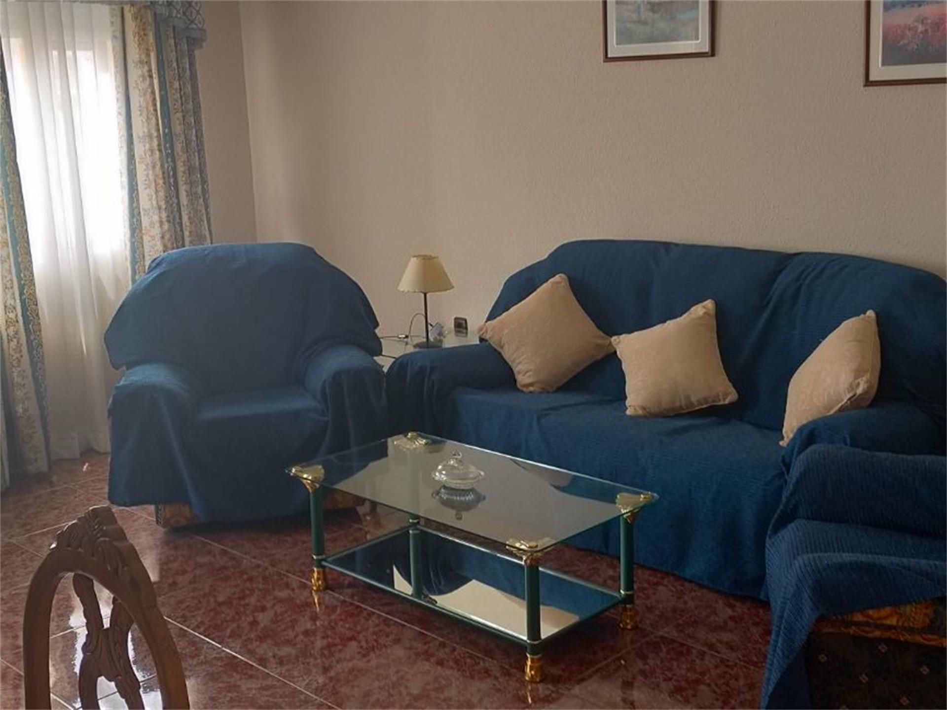 Sala d'estar de Pis en venda en Villanueva del Arzobispo amb Calefacció, Terrassa i Moblat