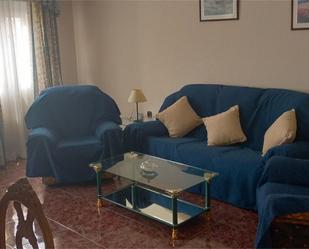 Living room of Flat for sale in Villanueva del Arzobispo  with Heating, Terrace and Furnished