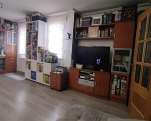 Sala d'estar de Apartament en venda en León Capital 