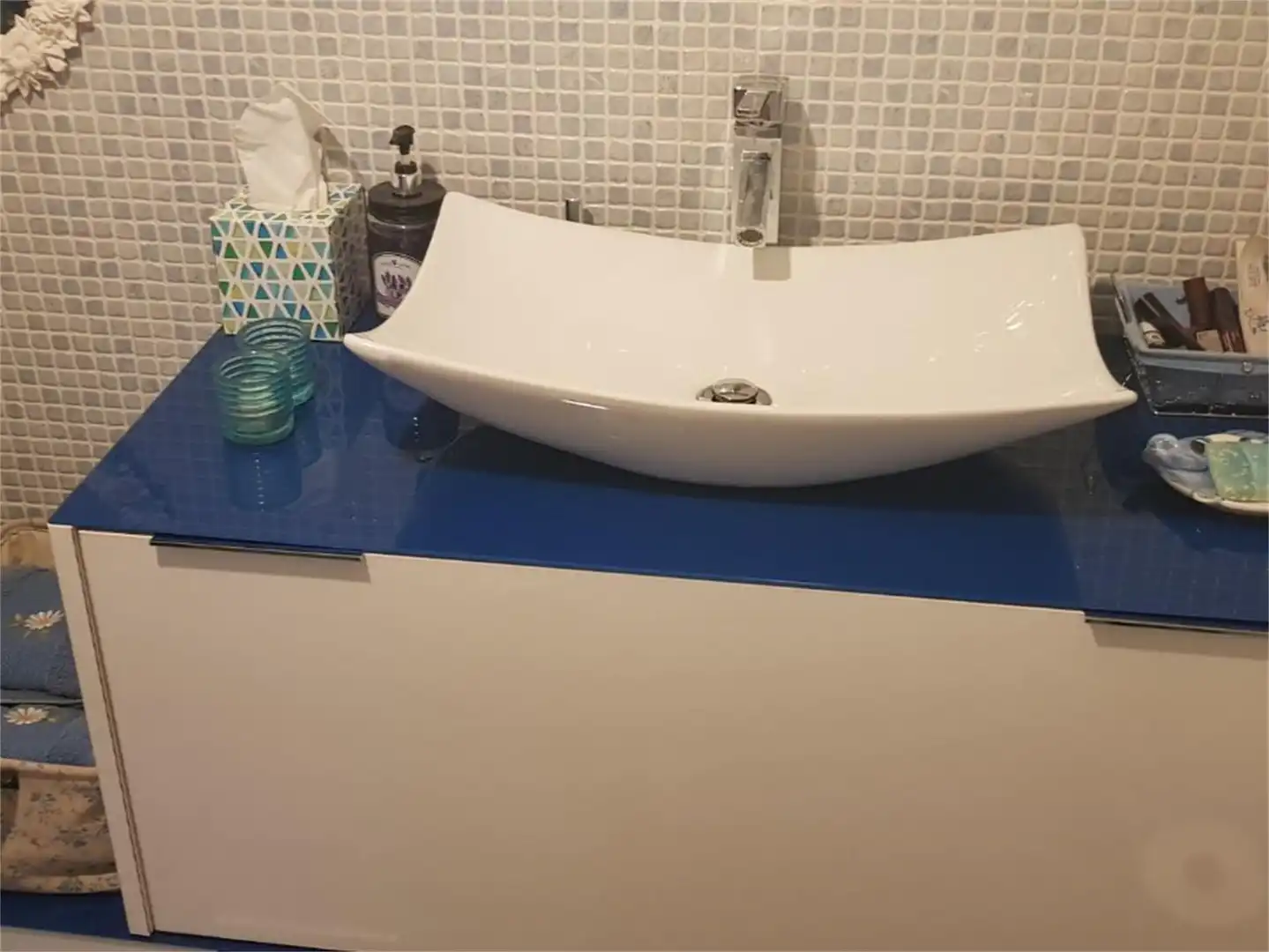 Duplexes for sale in Avenida de Mariano Andrés, 111, La Asunción - La Inmaculada Bathroom of Duplexes for sale in León Capital with Heating, Parquet flooring and Storage room