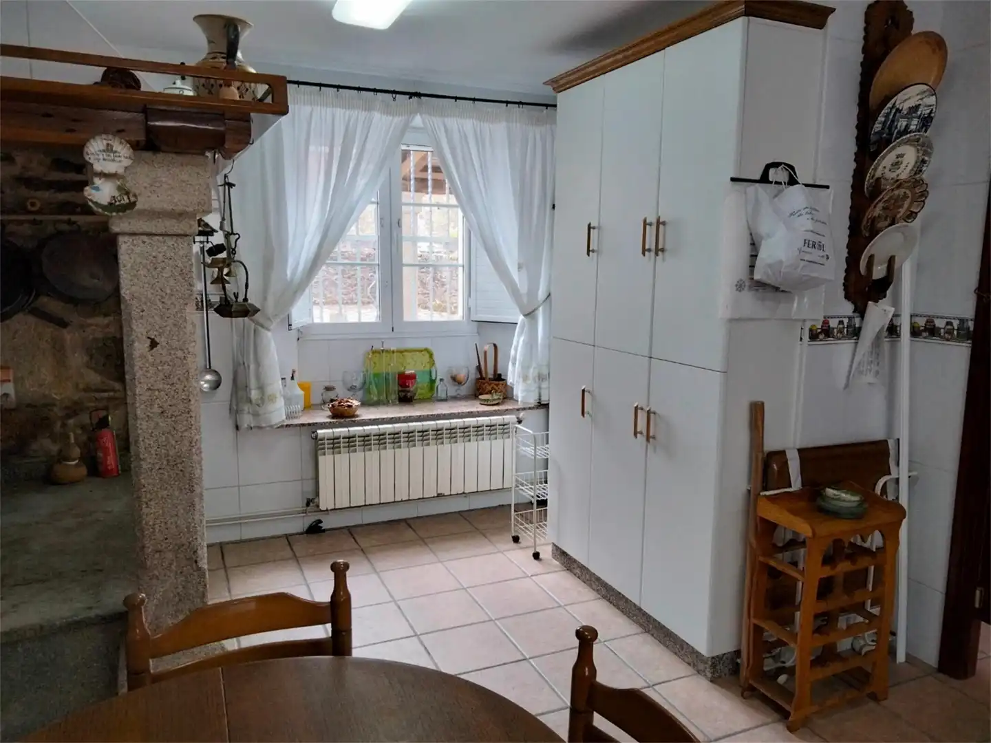 Casa o xalet en venda a A Xesta, 2, Irixoa Cuina de Casa o xalet en venda en Irixoa amb Terrassa
