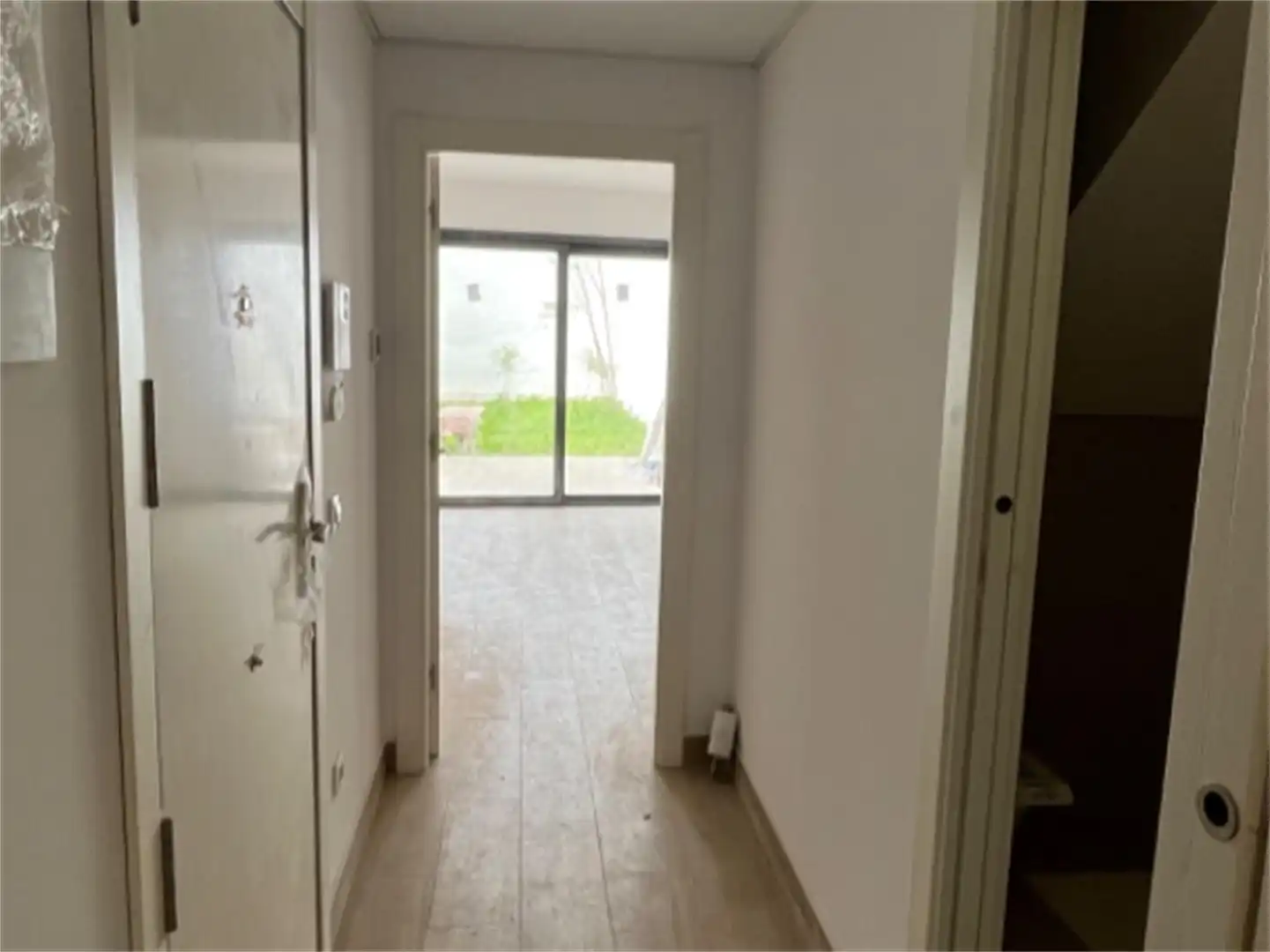 Wohnung zum Verkauf in Carrer de Pere Pelegrí, Pubilla Cases Wohnung zum Verkauf in L'Hospitalet de Llobregat mit Klimaanlage, Heizung und Privatgarten