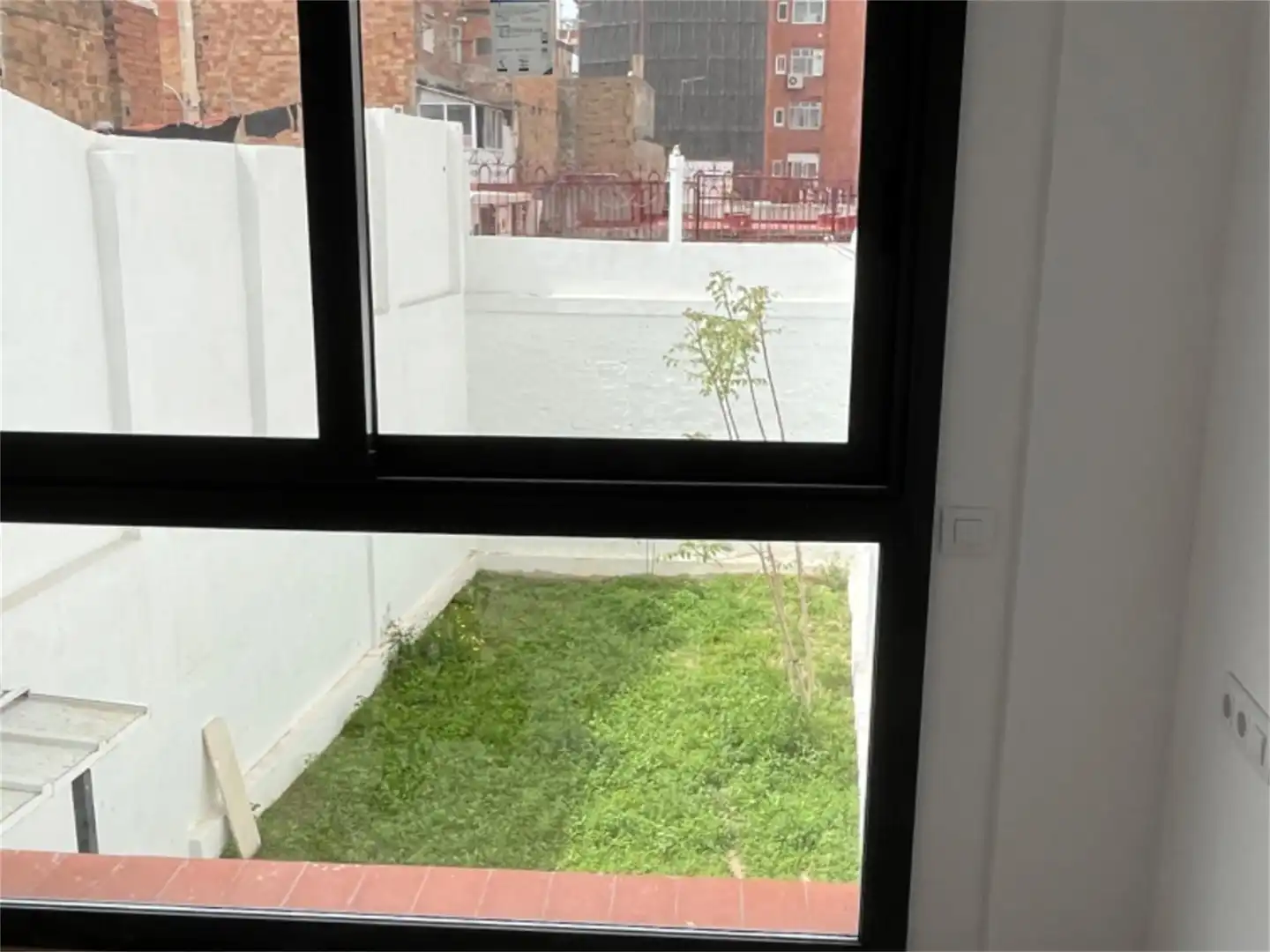 Wohnung zum Verkauf in Carrer de Pere Pelegrí, Pubilla Cases Terrasse von Wohnung zum Verkauf in L'Hospitalet de Llobregat mit Klimaanlage, Heizung und Privatgarten