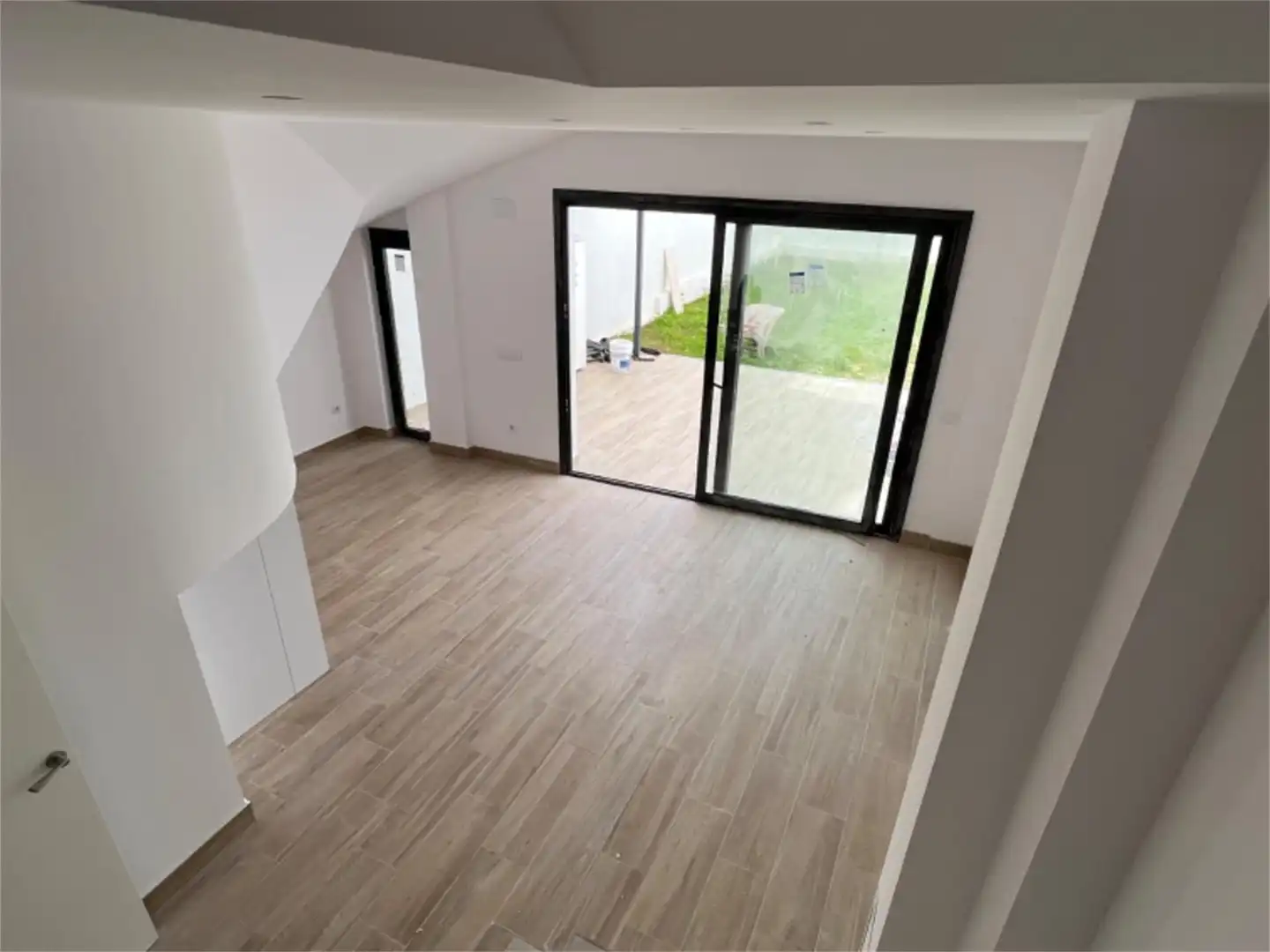 Wohnung zum Verkauf in Carrer de Pere Pelegrí, Pubilla Cases Wohnung zum Verkauf in L'Hospitalet de Llobregat mit Klimaanlage, Heizung und Privatgarten