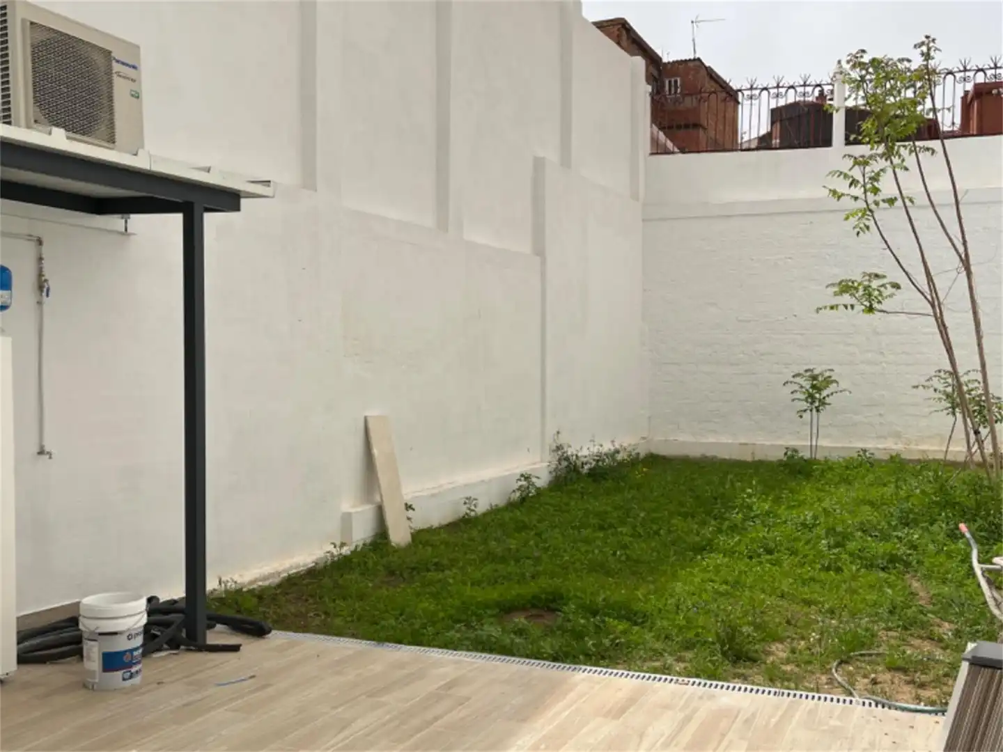 Wohnung zum Verkauf in Carrer de Pere Pelegrí, Pubilla Cases Garten von Wohnung zum Verkauf in L'Hospitalet de Llobregat mit Klimaanlage, Heizung und Privatgarten