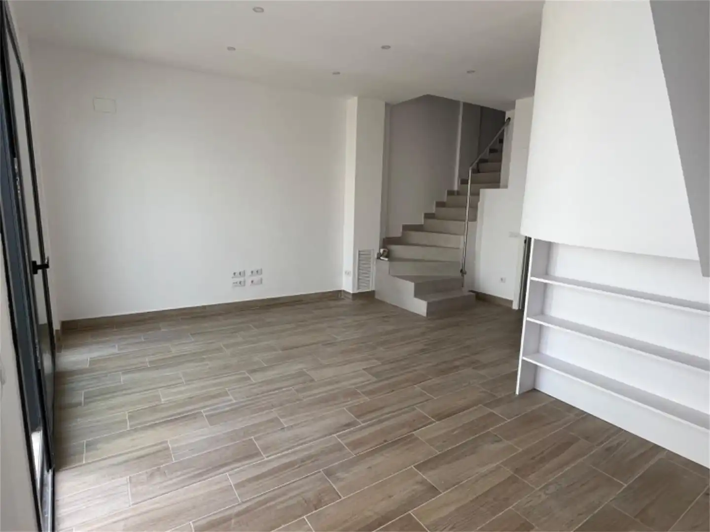 Wohnung zum Verkauf in Carrer de Pere Pelegrí, Pubilla Cases Wohnung zum Verkauf in L'Hospitalet de Llobregat mit Klimaanlage, Heizung und Privatgarten