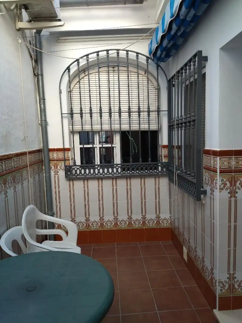 Einfamilien-Reihenhaus zum Verkauf in Calle Cortes Españolas, 16, Puente Genil Terrasse von Einfamilien-Reihenhaus zum Verkauf in Puente Genil mit Klimaanlage und Heizung