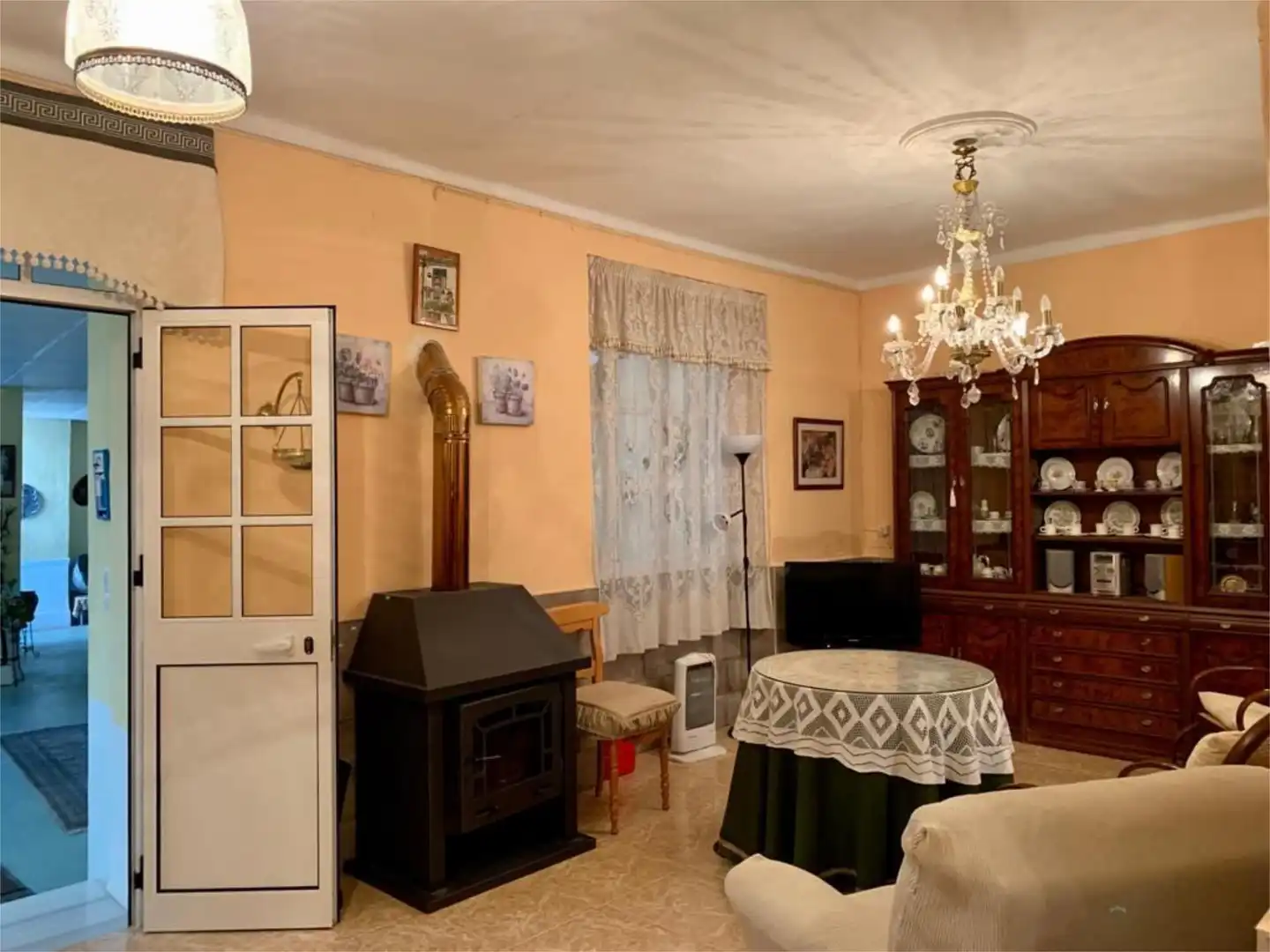 Country house zum Verkauf in Calle Defensor de Granada, Alhama de Granada Wohnzimmer von Country house zum Verkauf in Alhama de Granada mit Terrasse und Balkon