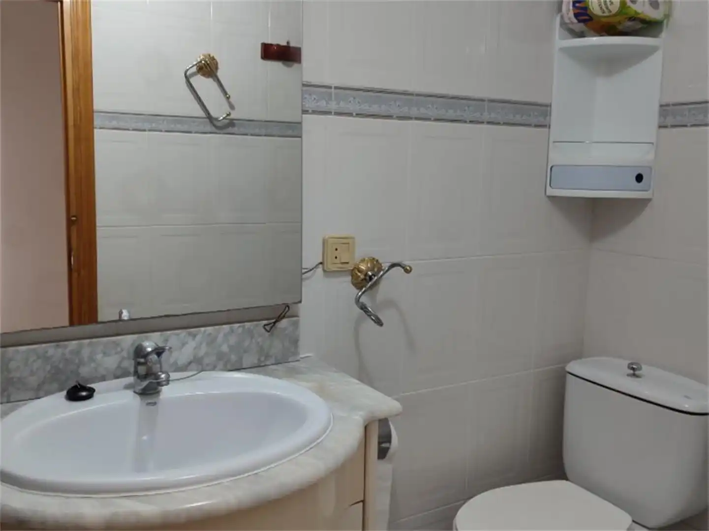 Bathroom of Flat for sale in Alcuéscar  with Air Conditioner, Terrace and Storage room