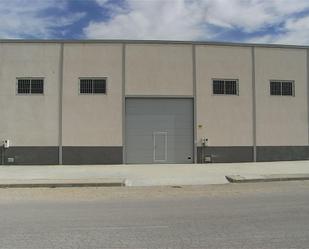 Industrial buildings to rent in Santaella, Santaella