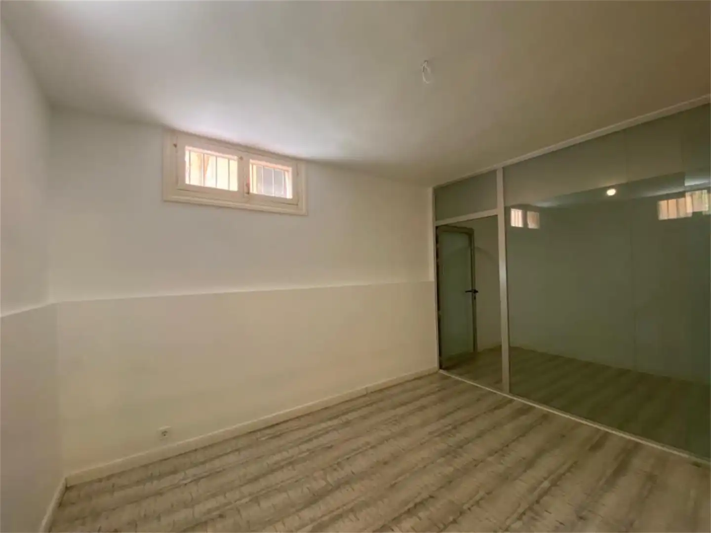 Casa o xalet de lloguer a Calle de Avendaño, Niño Jesús Casa o xalet de lloguer en Madrid amb Calefacció, Jardí privat i Parquet