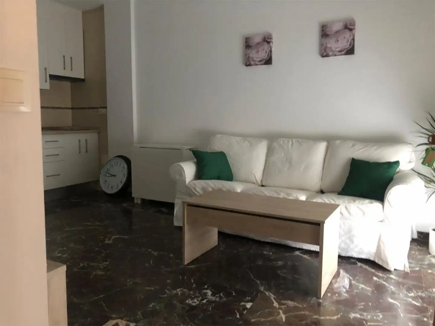 Sala de estar de Piso en venta en Andújar con Aire acondicionado, Terraza y Amueblado