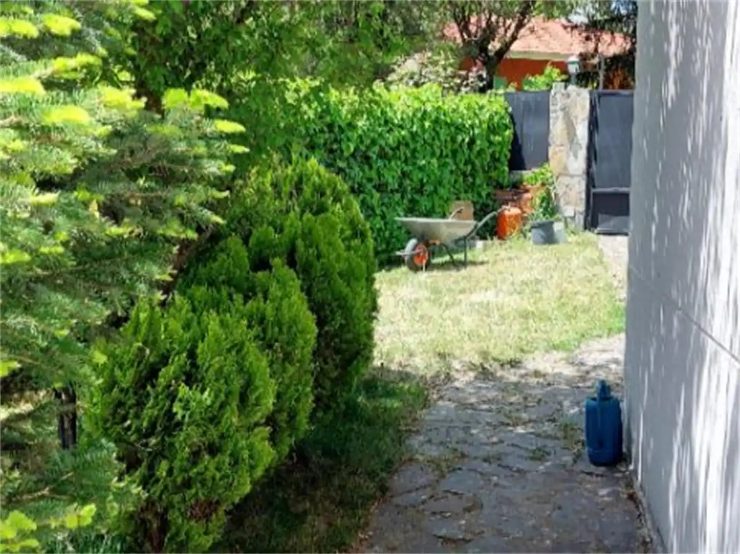 Haus oder Chalet zum Verkauf in Avenida Herradón, 25, Herradón de Pinares Garten von Haus oder Chalet zum Verkauf in Herradón de Pinares mit Heizung, Privatgarten und Terrasse