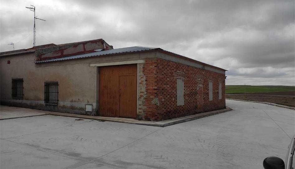 Photo 1 of Single-family semi-detached for sale in Calle la Plaza, 7, Cisla, Ávila