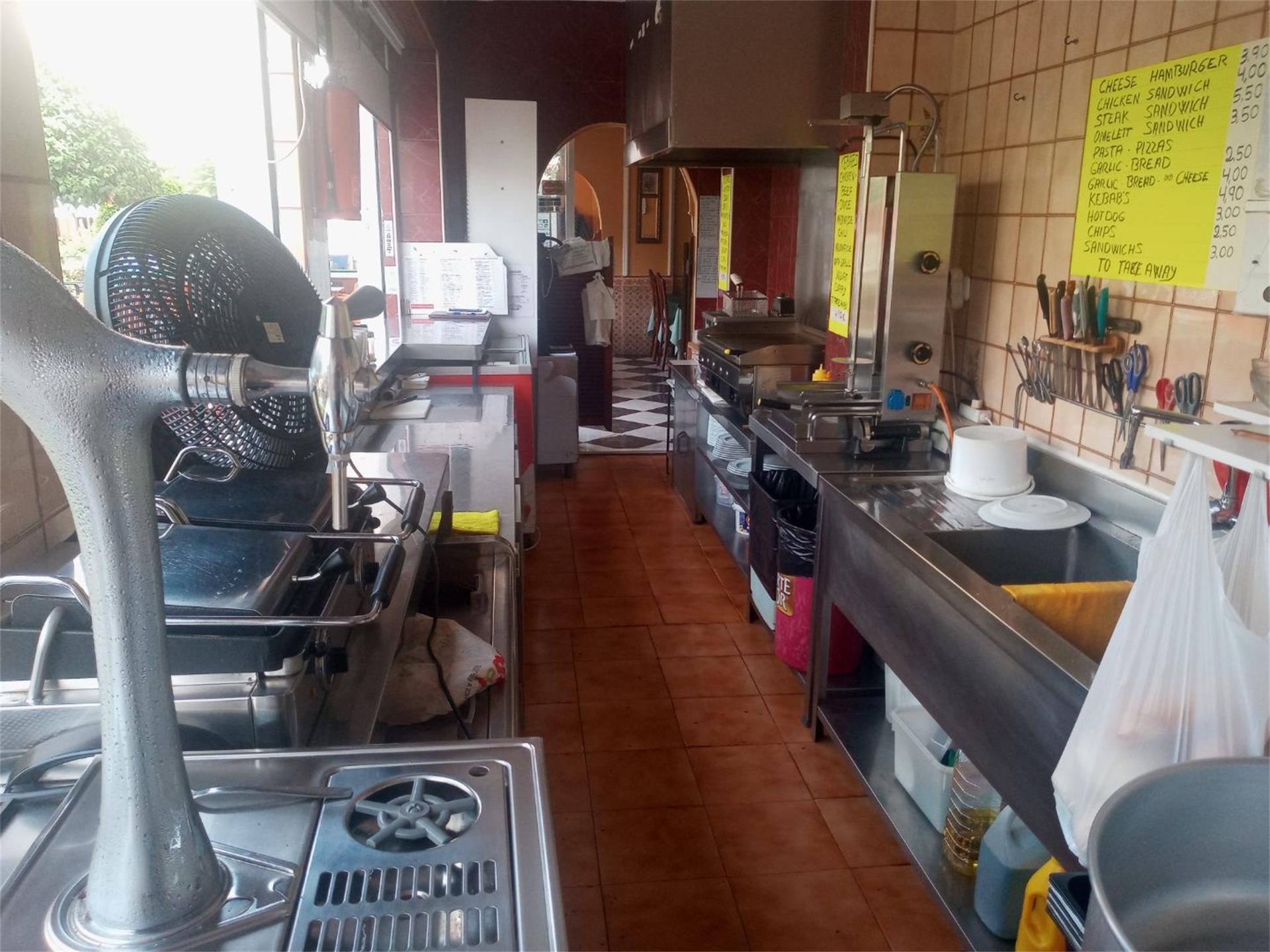 Kitchen of Premises to rent in Benalmádena  with Furnished