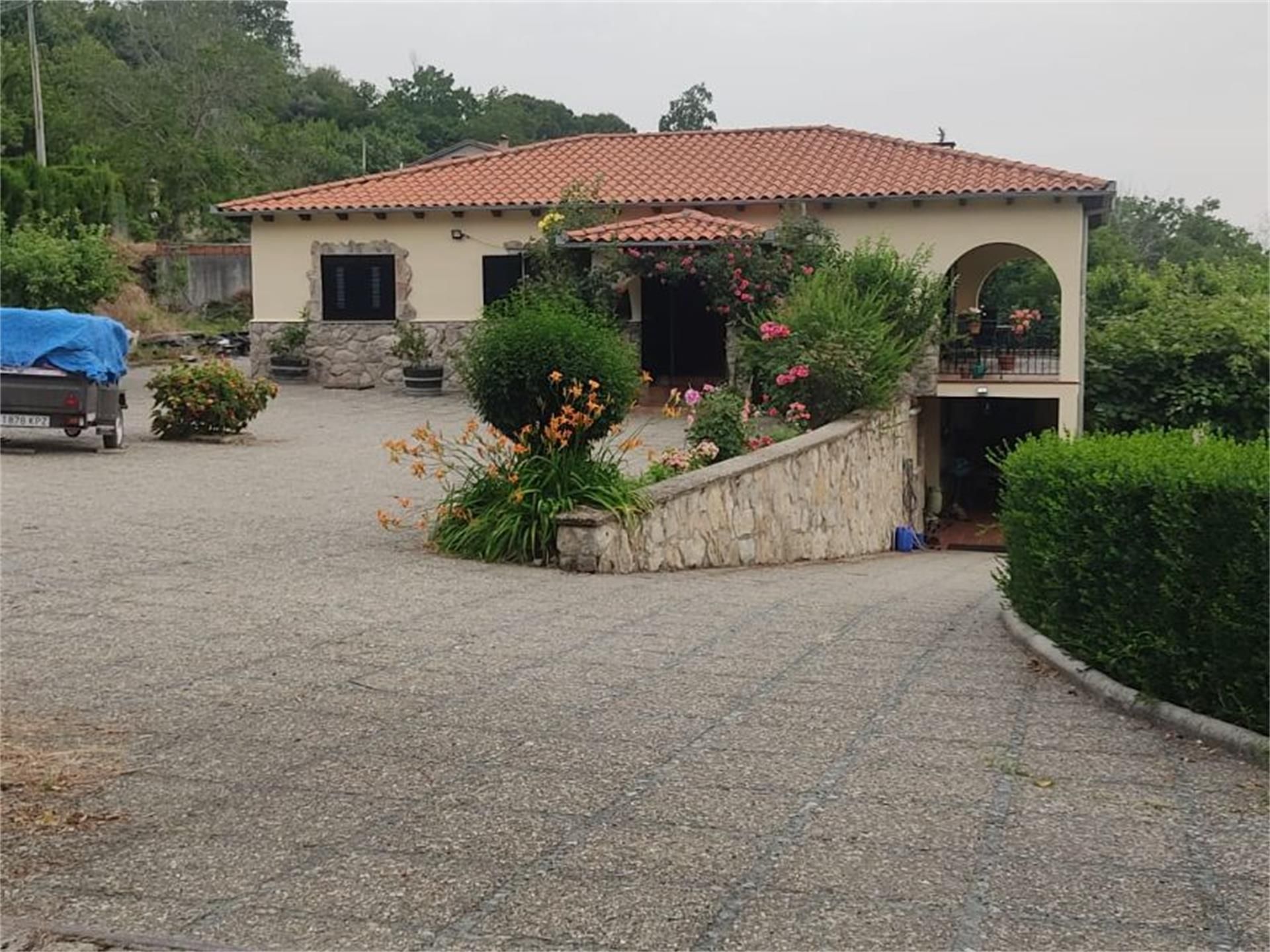 House or chalet for sale in Calle la Vía, Hervás Exterior view of House or chalet for sale in Hervás