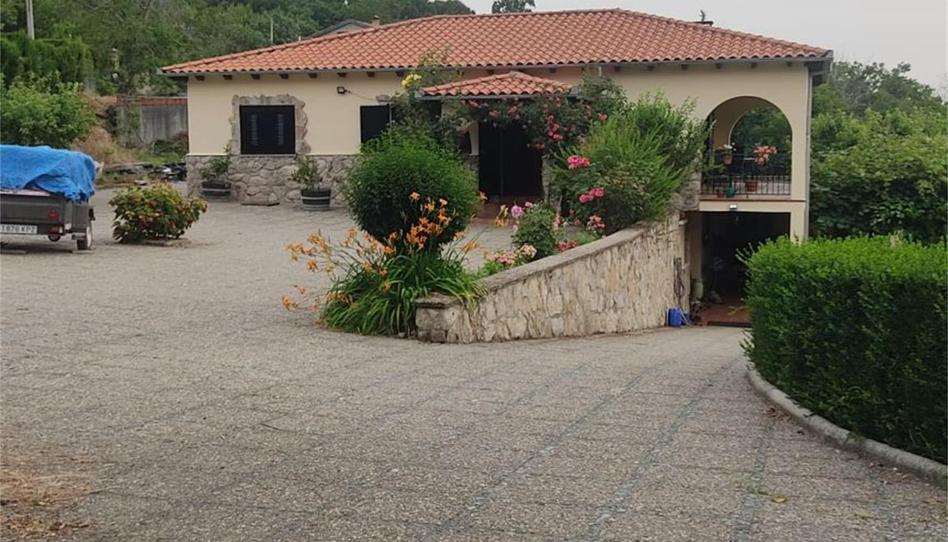 Foto 1 de Casa o chalet en venta en Calle la Vía, Hervás, Cáceres