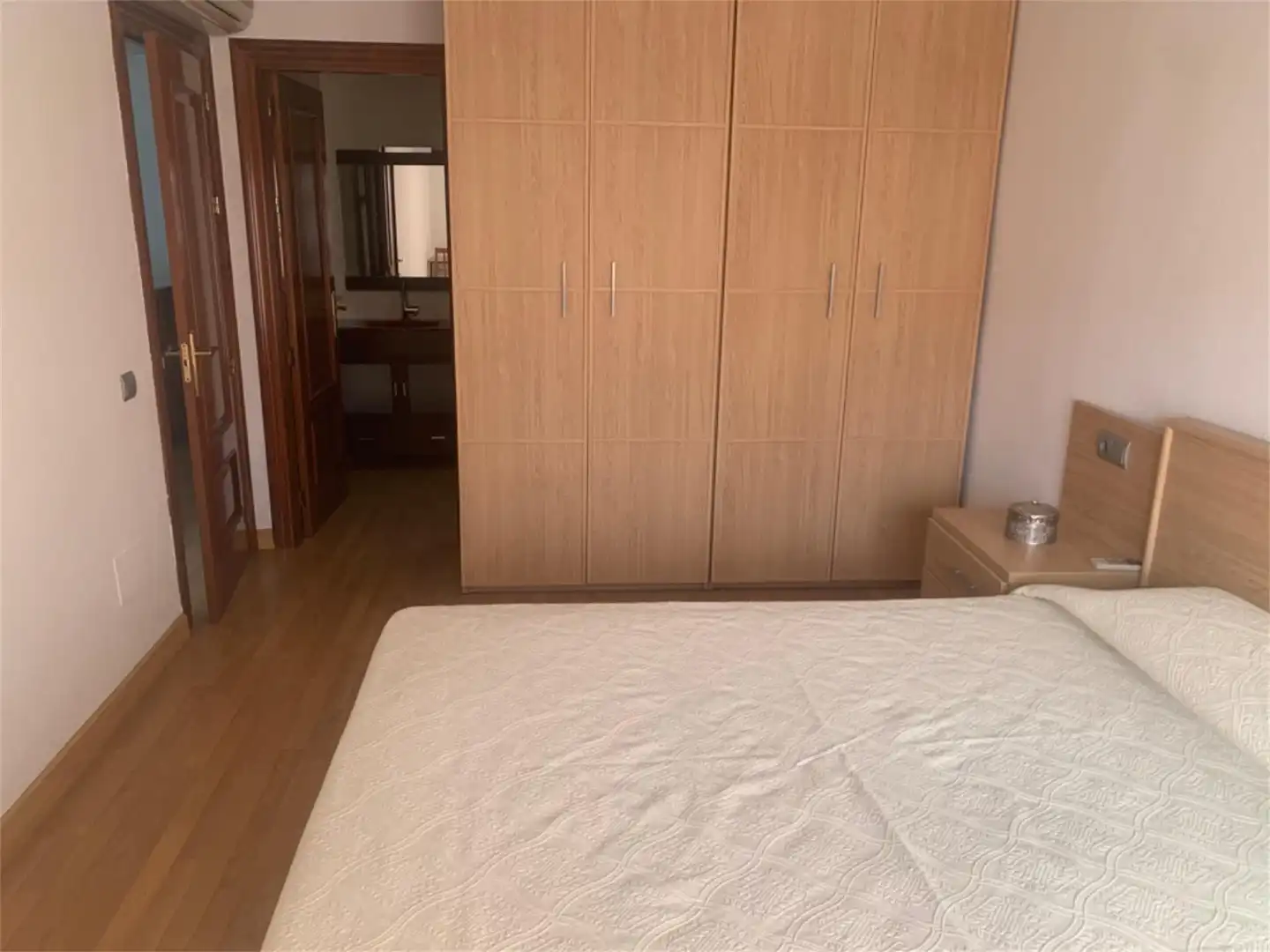 Zimmer in Calle José Miguel Fernández, La Cañada de San Urbano Schlafzimmer von Maisonette zur untervermieten in Almería mit Klimaanlage, Heizung und Parkett