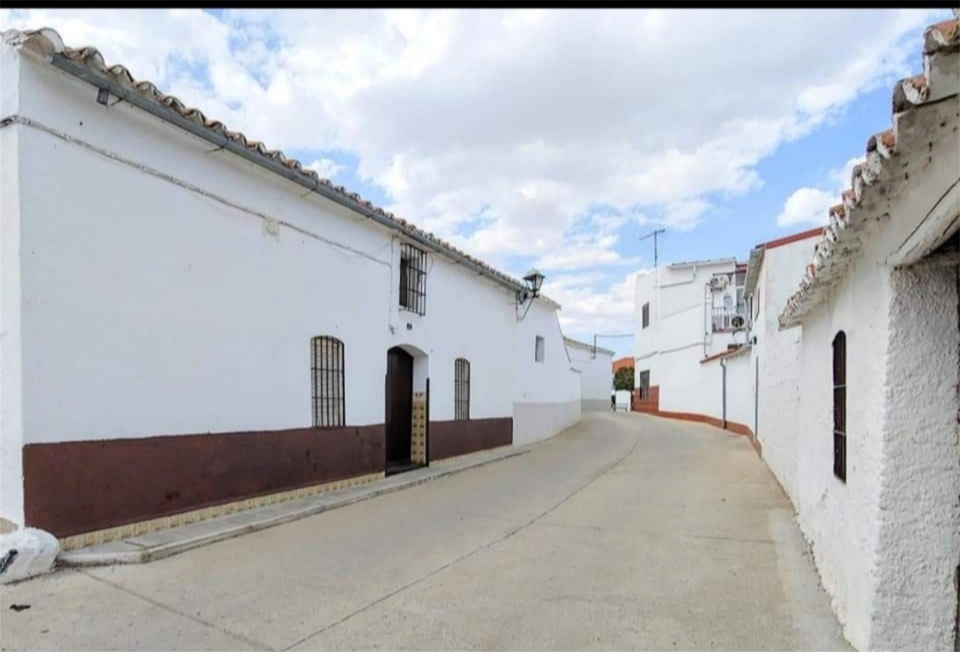 Vista exterior de Pis en venda en Fuente Obejuna amb Aire condicionat, Traster i Moblat