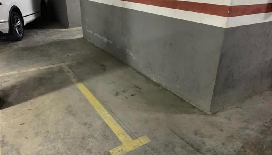 Photo 1 of Garage to rent in Carrer Turquesa, Can Fatjó - Sant Jordi Park - Plana del Castell, Barcelona