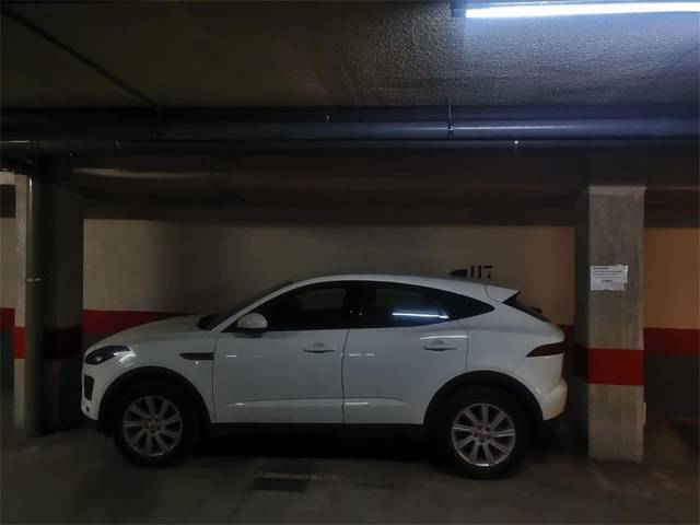 Garaje en Venta en Calle Ramón Aguinaga en Mendillorri