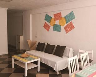 Sala d'estar de Apartament de lloguer en La Pobla de Farnals amb Moblat